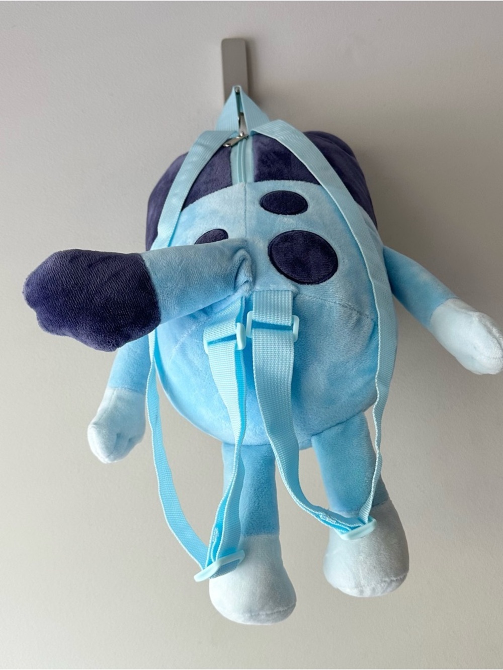 Bluey Plush Backpack - Picture 3 of 4